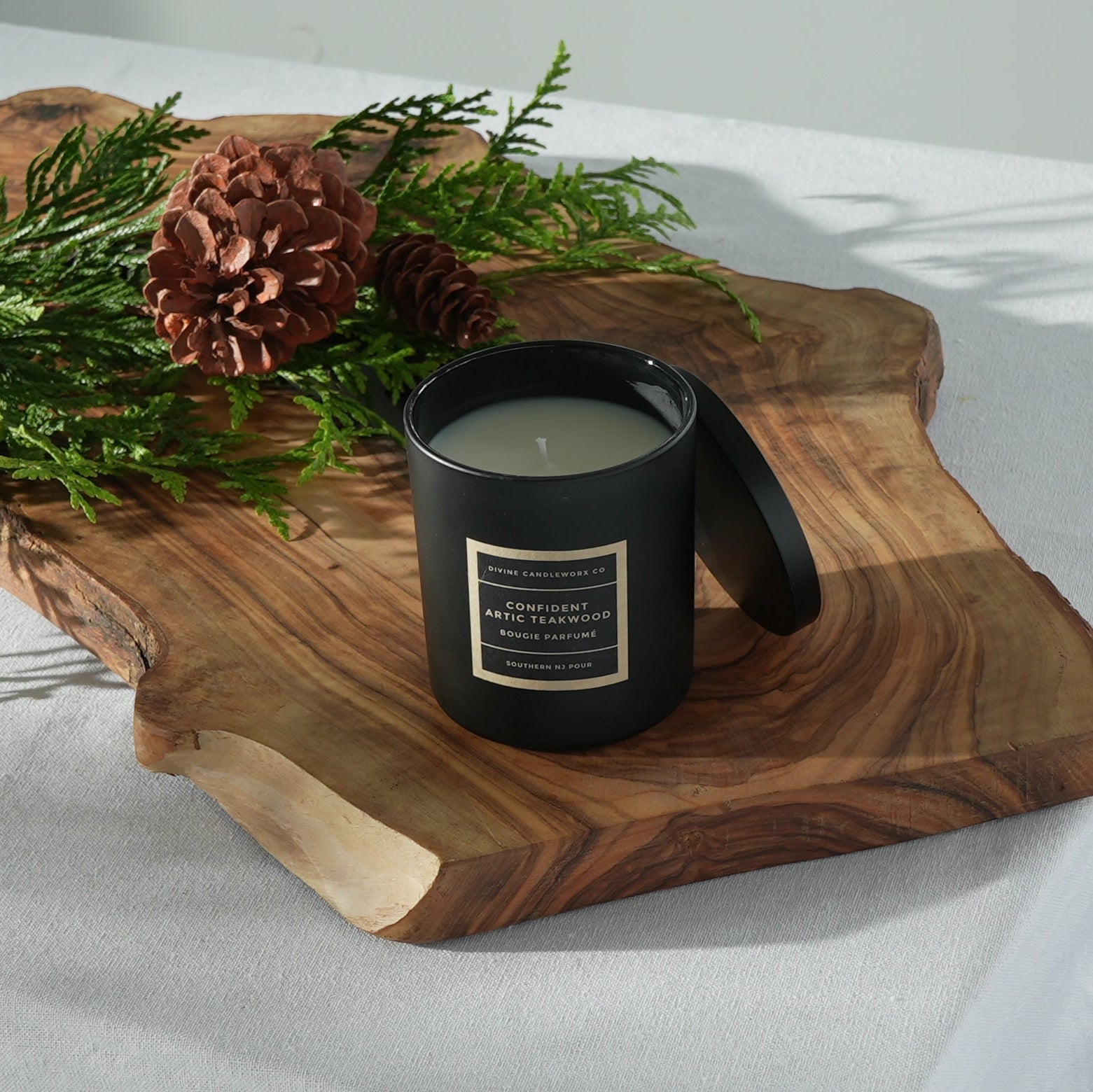 ARCTIC TEAKWOOD - Sandalwood & Pine – Divine Candleworx Co
